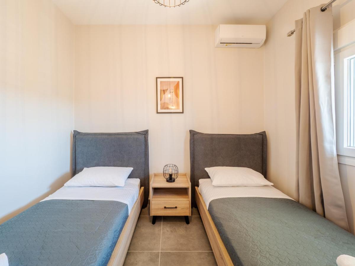 M&K - Maria'S Stylish Apartment Near Alykes Beach Corfu  外观 照片