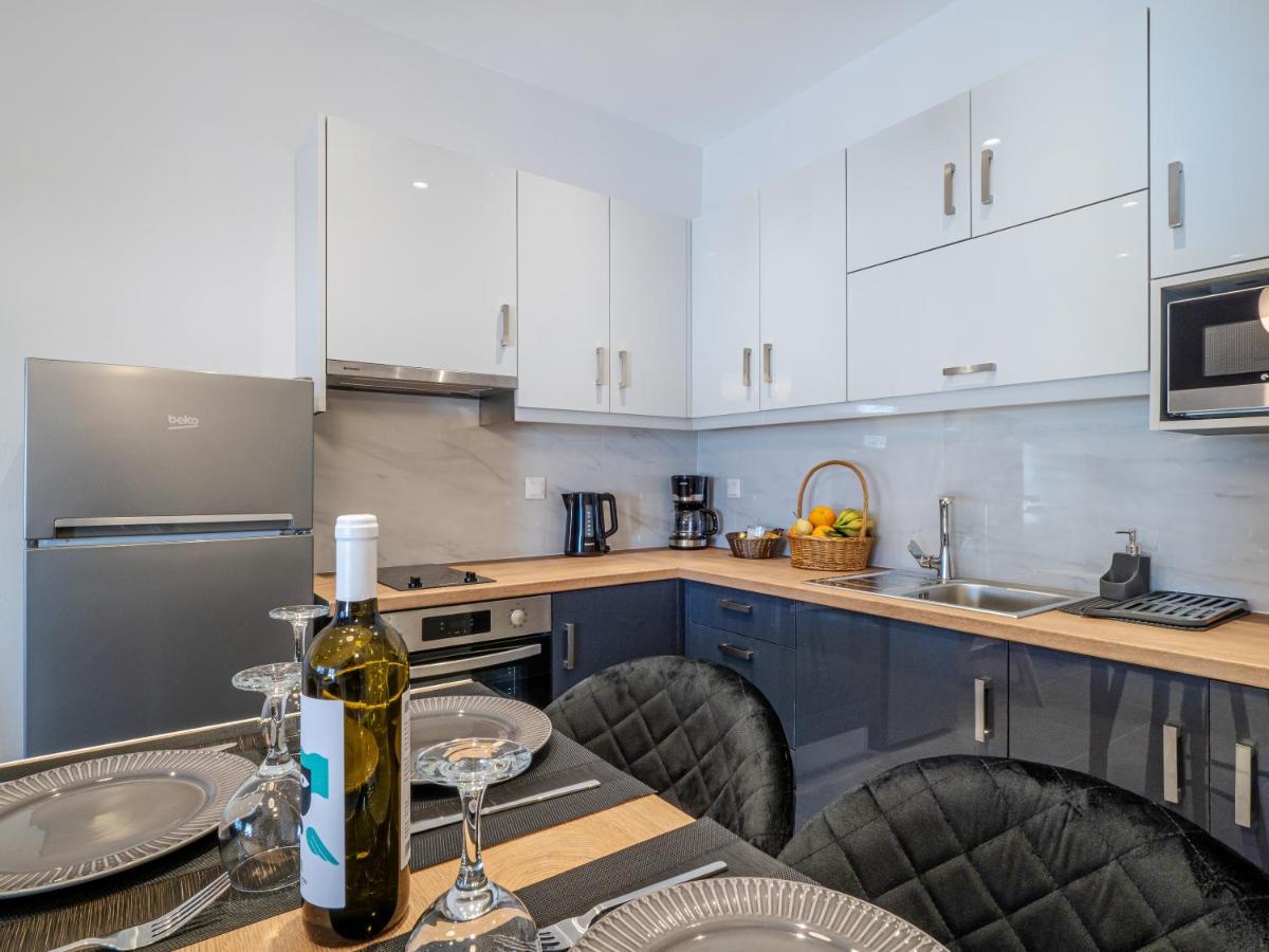 M&K - Maria'S Stylish Apartment Near Alykes Beach Corfu  外观 照片