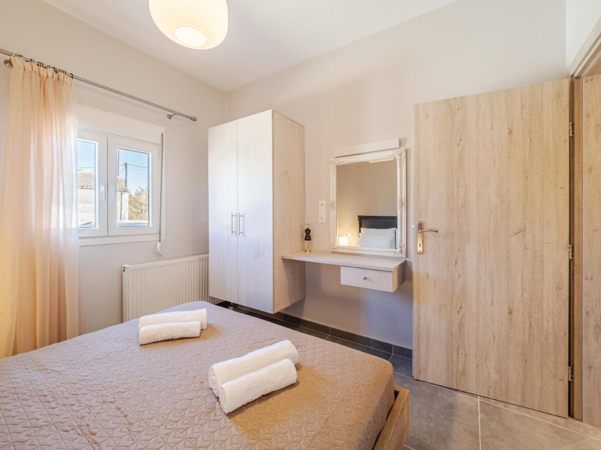 M&K - Maria'S Stylish Apartment Near Alykes Beach Corfu  外观 照片